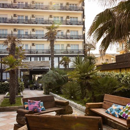 לידו די סביו Hotel Constellation מראה חיצוני תמונה