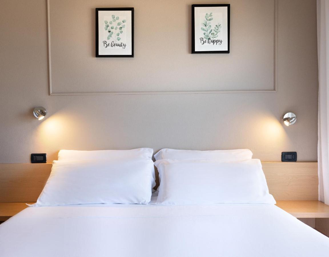 לידו די סביו Hotel Constellation מראה חיצוני תמונה