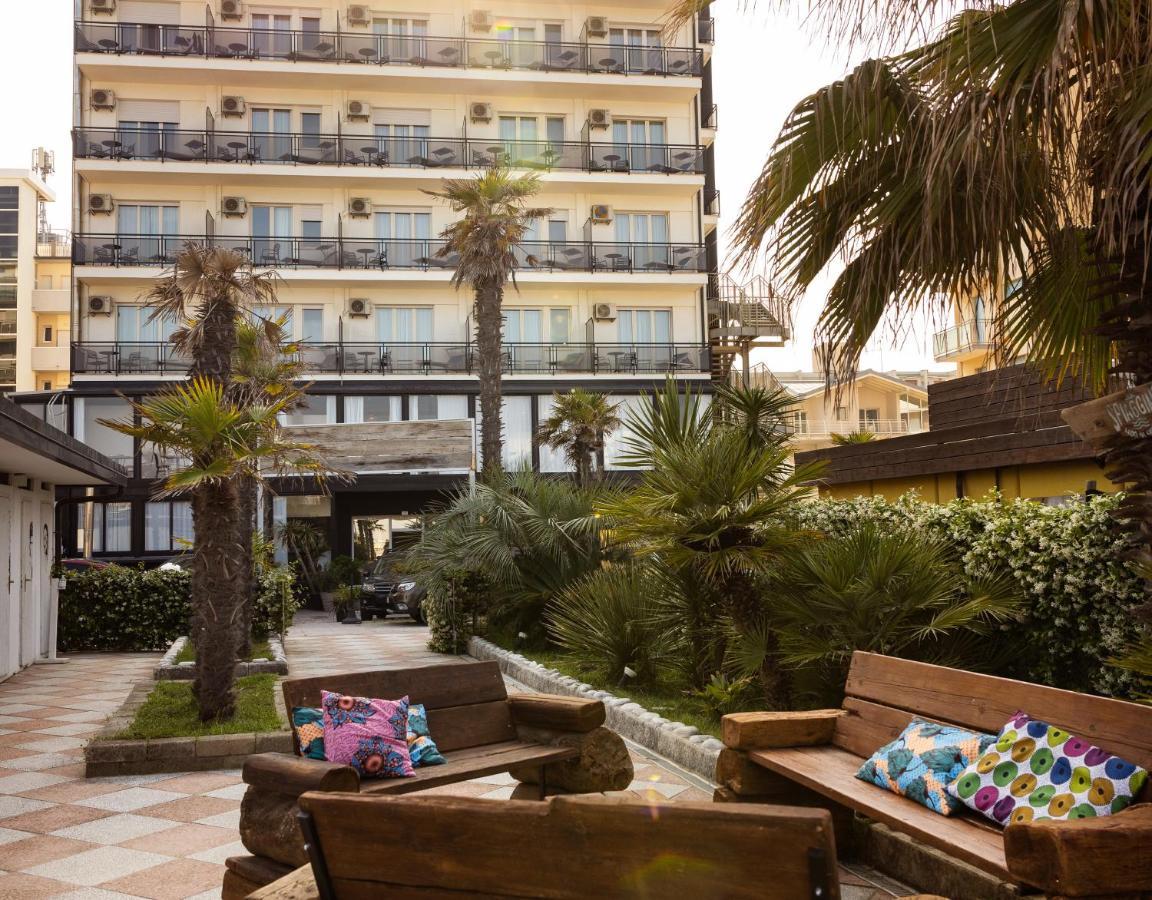 לידו די סביו Hotel Constellation מראה חיצוני תמונה